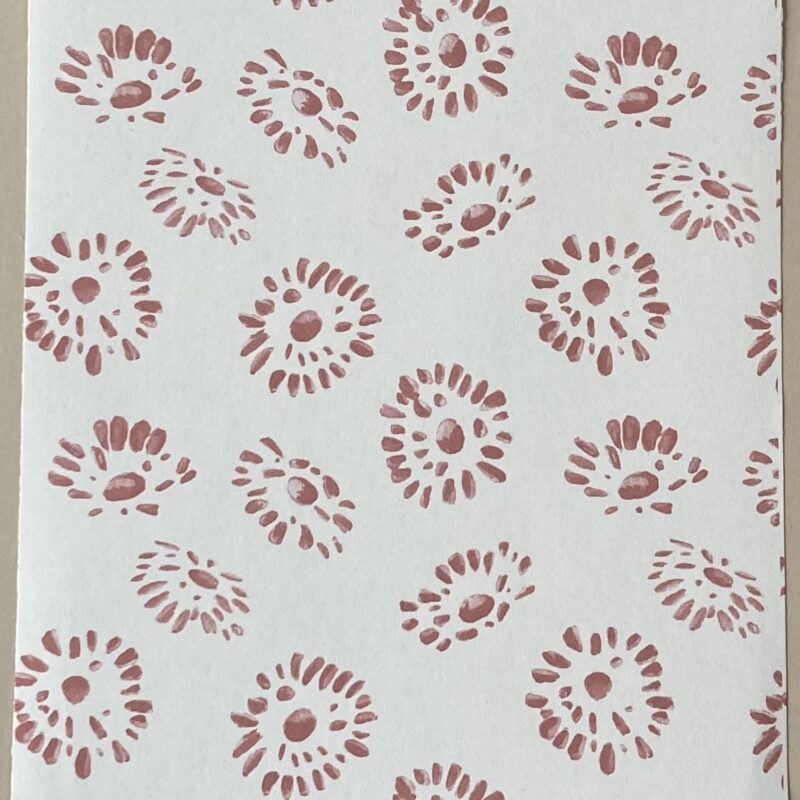 Daisies pink wallpaper sample